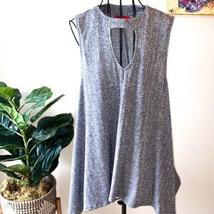 Jennifer Lopez Sleeveless Blouse